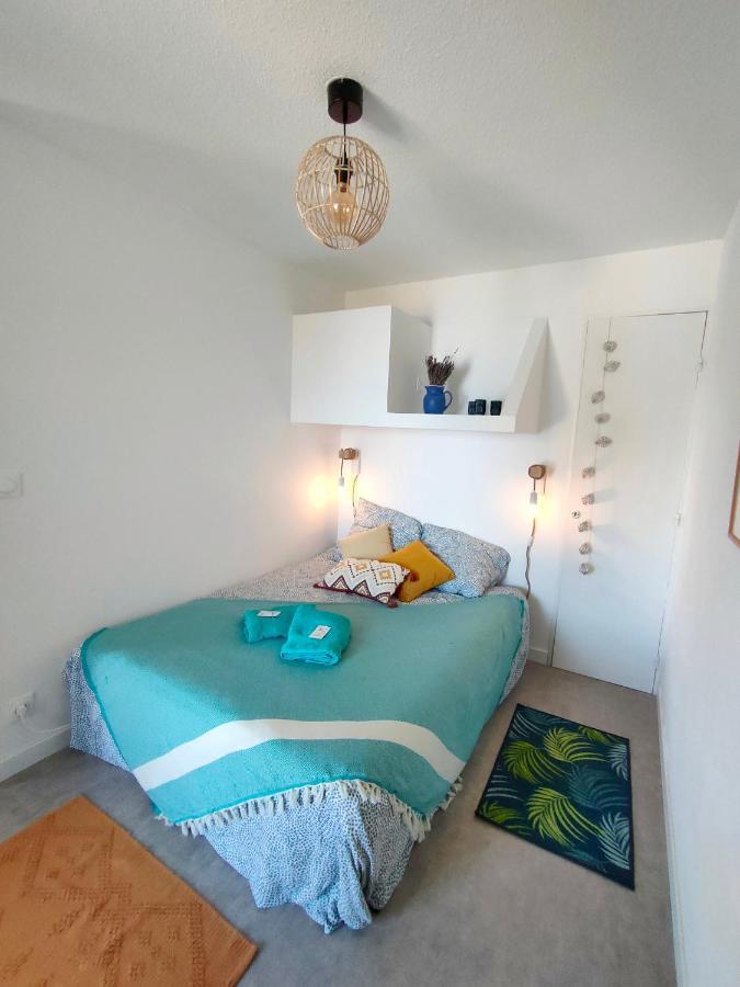 Appartement Avec Terrasse Vue Mer, Proximite Plage, Place Parking Sanary-sur-Mer Exterior foto