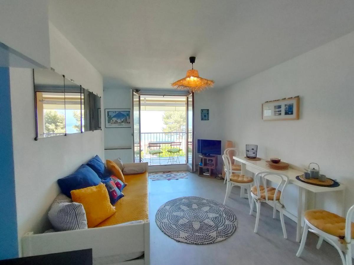 Appartement Avec Terrasse Vue Mer, Proximite Plage, Place Parking Sanary-sur-Mer Exterior foto