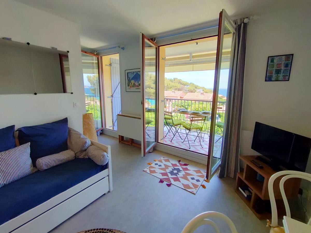 Appartement Avec Terrasse Vue Mer, Proximite Plage, Place Parking Sanary-sur-Mer Exterior foto